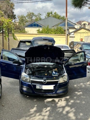 Opel Astra 2005, 270,000 km - 1.4 л - Bakı