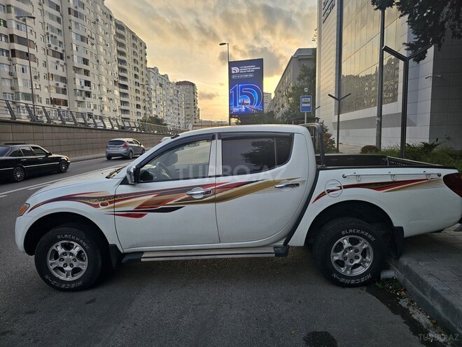 Mitsubishi L200 2007, 530,000 km - 2.5 л - Bakı