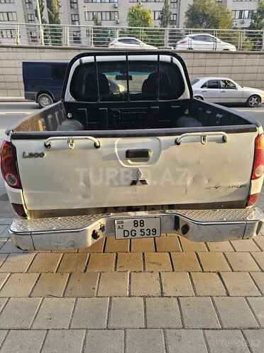 Mitsubishi L200 2007, 530,000 km - 2.5 л - Bakı
