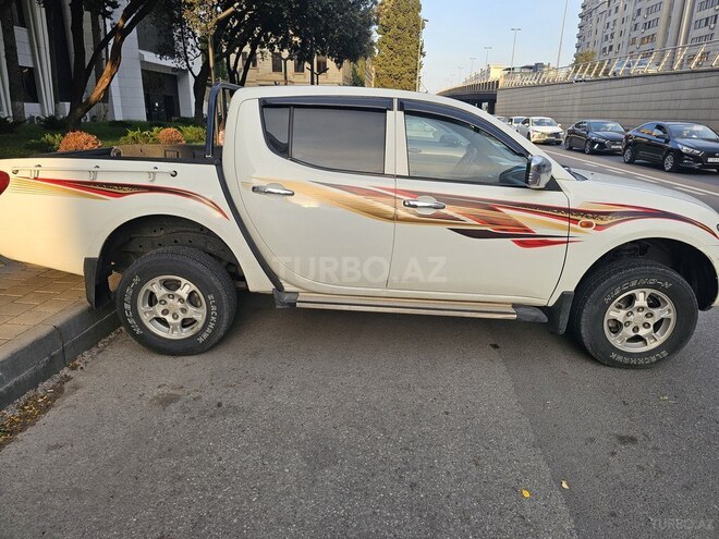 Mitsubishi L200 2007, 530,000 km - 2.5 л - Bakı