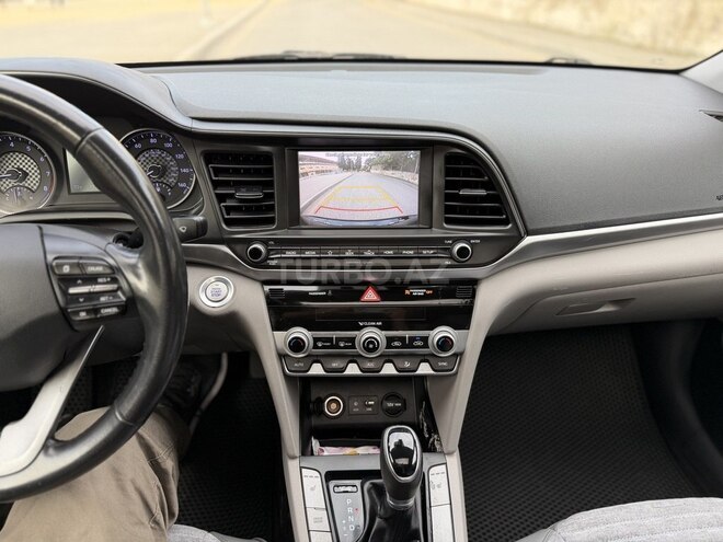 Hyundai Elantra 2018, 112,000 km - 2.0 l - Bakı