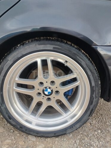 BMW 540 2001, 400,000 km - 4.4 l - Bakı