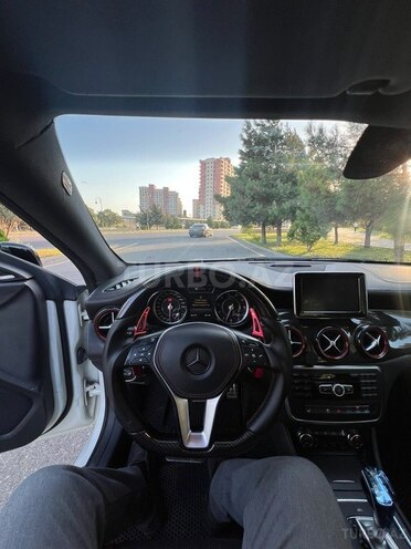Mercedes  2015, 115,000 km - 2.0 l - Bakı