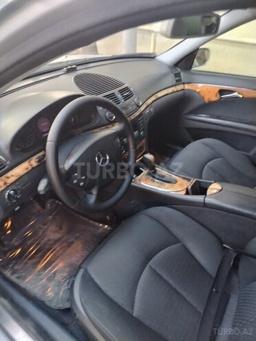 Mercedes E 240 2002, 355,000 km - 2.6 л - Bakı