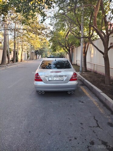 Mercedes E 240 2002, 355,000 km - 2.6 л - Bakı