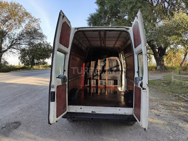 Ford Transit 2000, 285,000 km - 2.4 l - Şabran