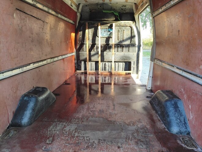 Ford Transit 2000, 285,000 km - 2.4 l - Şabran