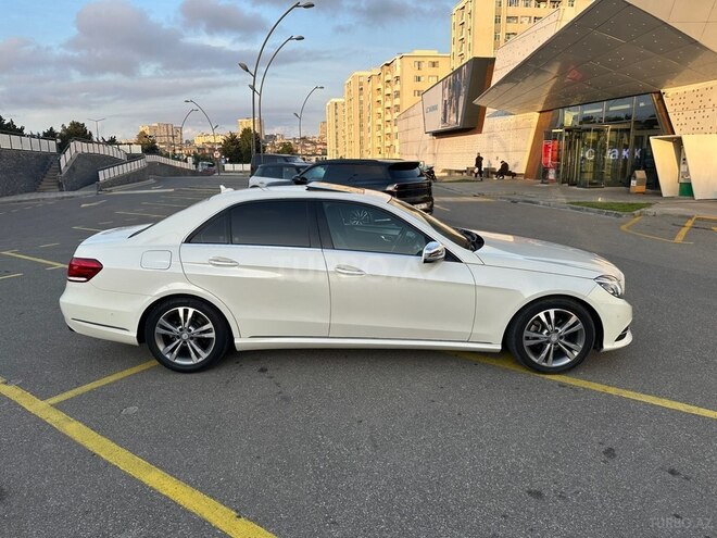 Mercedes E 220 2014, 197,769 km - 2.1 л - Bakı