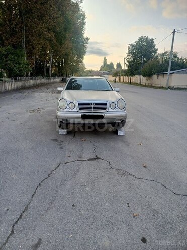 Mercedes E 230 1997, 340,000 km - 2.3 l - Qəbələ