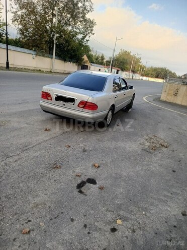 Mercedes E 230 1997, 340,000 km - 2.3 l - Qəbələ