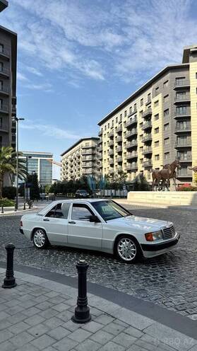 Mercedes 190 1991, 200,000 km - 1.8 l - Bakı