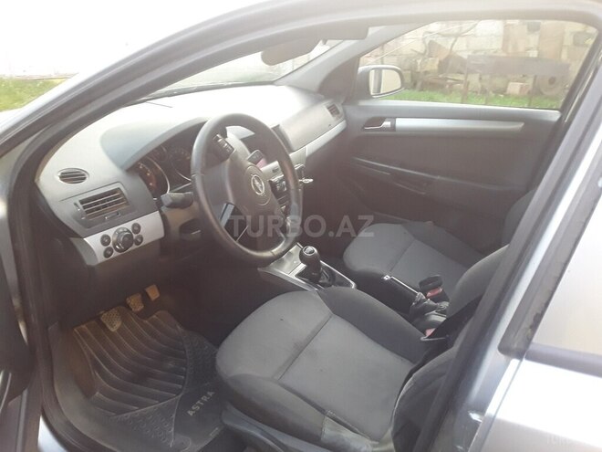 Opel Astra 2006, 317,450 km - 1.3 л - Qusar