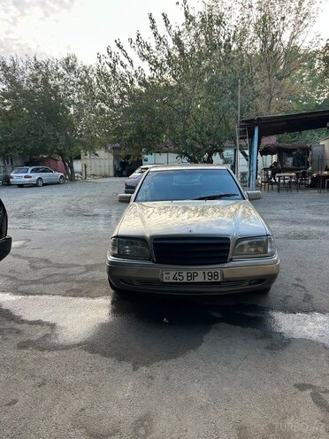 Mercedes C 220 1996, 350,000 km - 2.2 l - Mingəçevir