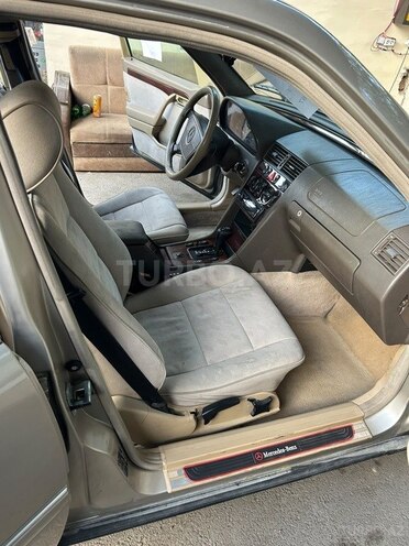 Mercedes C 220 1996, 350,000 km - 2.2 l - Mingəçevir