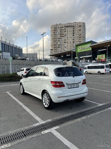 Mercedes B 170 2006, 133,098 km - 1.7 l - Bakı