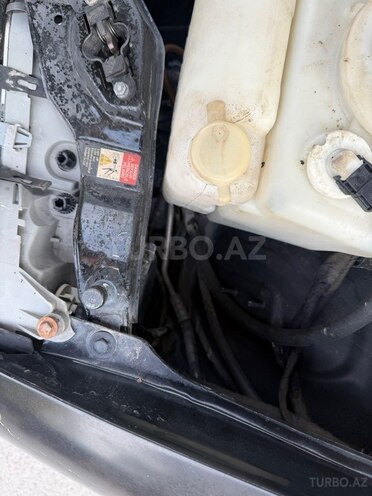 Mercedes E 240 2001, 274,000 km - 2.6 л - Ağcabədi