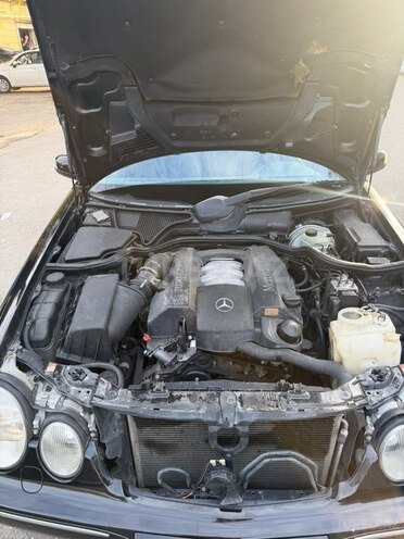 Mercedes E 240 2001, 274,000 km - 2.6 л - Ağcabədi