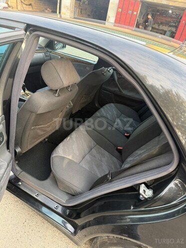Mercedes E 240 2001, 274,000 km - 2.6 л - Ağcabədi