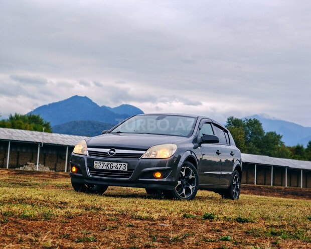 Opel Astra 2009, 232,000 km - 1.4 л - Qəbələ