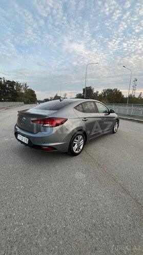 Hyundai Elantra 2018, 177,028 km - 2.0 l - Mingəçevir