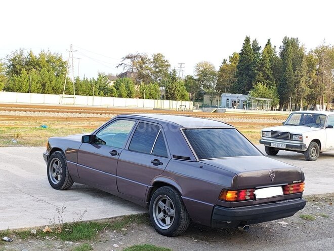 Mercedes 190 1992, 218,500 km - 2.0 л - Bərdə