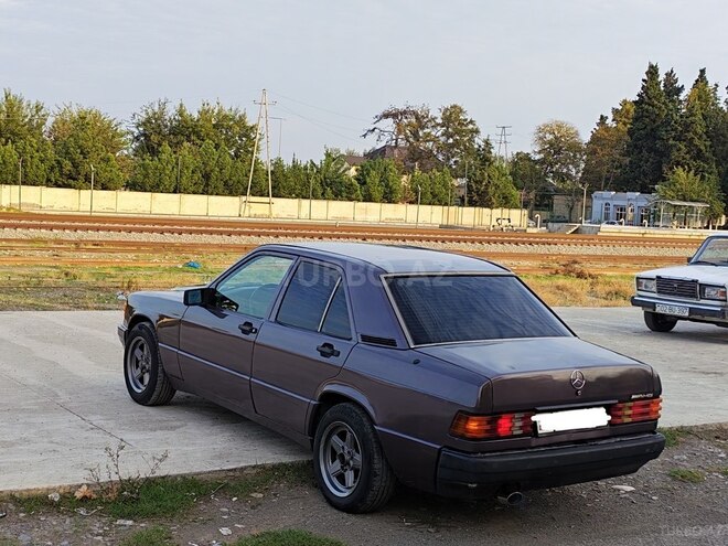 Mercedes 190 1992, 218,500 km - 2.0 л - Bərdə