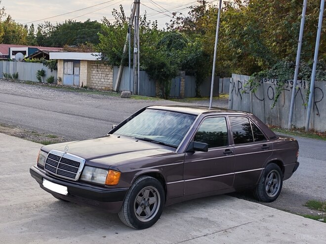 Mercedes 190 1992, 218,500 km - 2.0 л - Bərdə