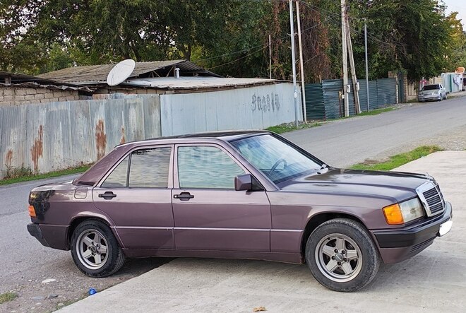 Mercedes 190 1992, 218,500 km - 2.0 л - Bərdə