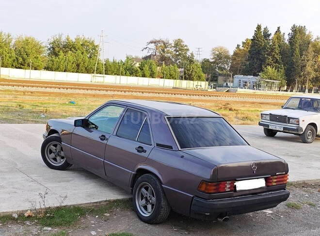 Mercedes 190 1992, 218,500 km - 2.0 л - Bərdə