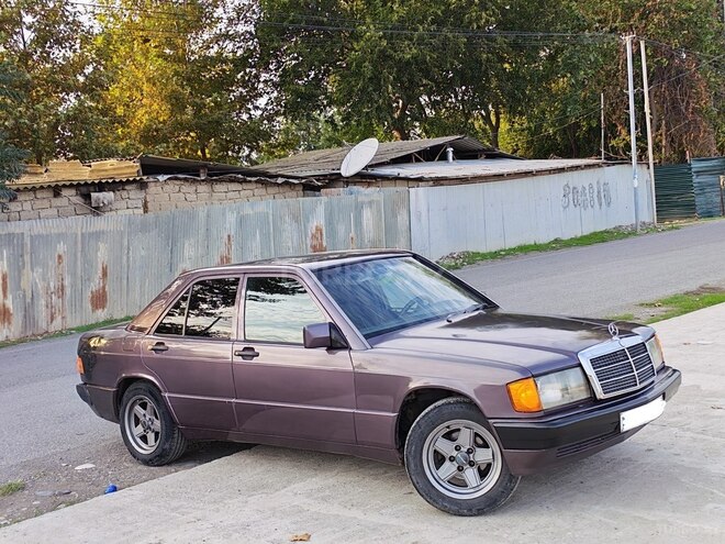 Mercedes 190 1992, 218,500 km - 2.0 л - Bərdə