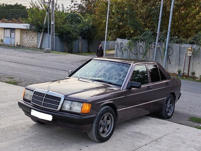 Mercedes 190 1992, 218,500 km - 2.0 л - Bərdə