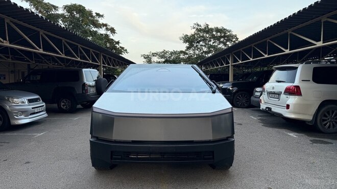 Tesla  2024, 5,265 km - 0.0 l - Bakı