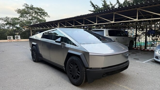 Tesla  2024, 5,265 km - 0.0 l - Bakı