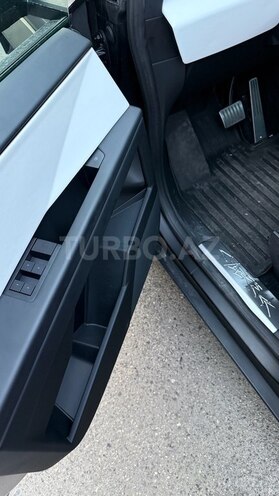 Tesla  2024, 5,265 km - 0.0 l - Bakı