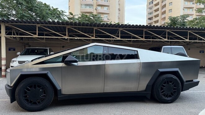 Tesla  2024, 5,265 km - 0.0 l - Bakı