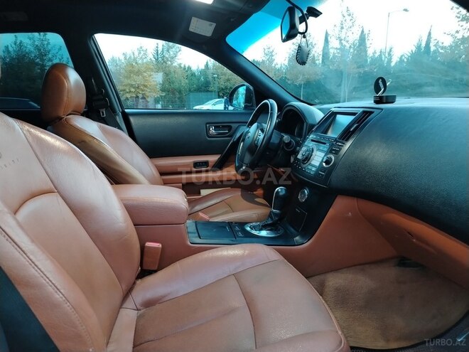 Infiniti FX35 2006, 296,000 km - 3.5 l - Salyan