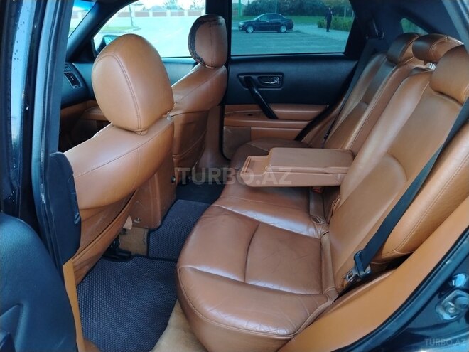 Infiniti FX35 2006, 296,000 km - 3.5 l - Salyan