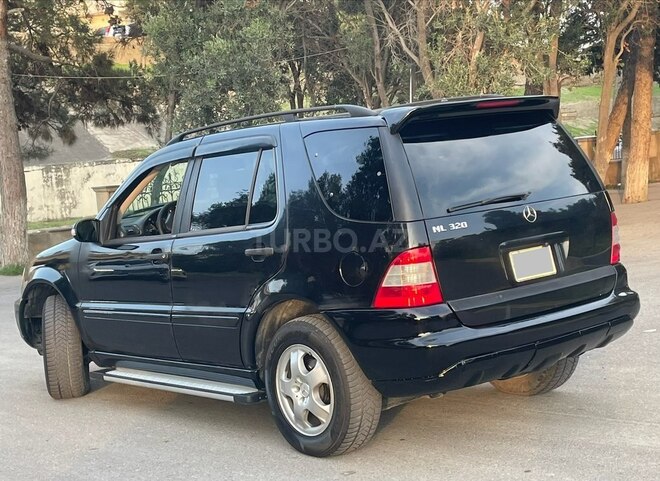 Mercedes ML 320 2002, 275,000 km - 3.2 l - Bakı