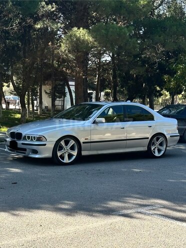 BMW 528 1999, 350,000 km - 2.8 l - Bakı
