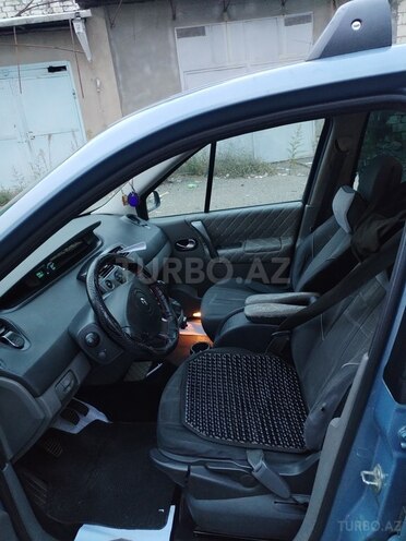 Renault Megane Scenic 2006, 280,000 km - 1.5 l - 
