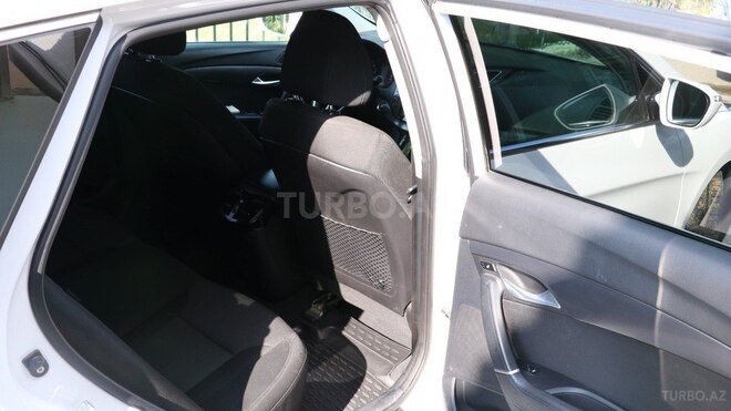 Hyundai i40 2015, 315,000 km - 1.7 л - Şirvan