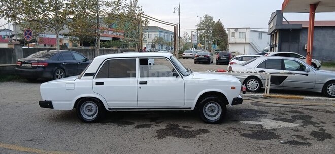 LADA (VAZ) 2107 2004, 85,000 km - 1.6 l - Cəlilabad