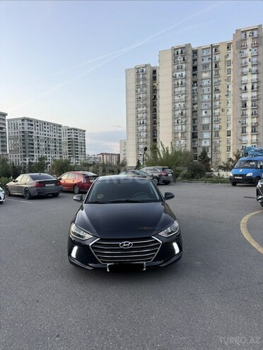Hyundai Elantra 2018, 137,377 km - 2.0 л - Bakı