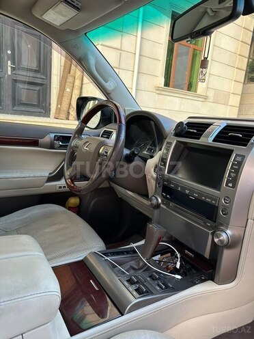 Lexus GX 460 2010, 295,000 km - 4.6 л - Bakı