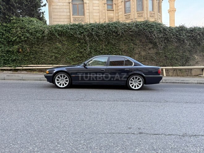 BMW 735 1999, 321,000 km - 3.5 l - Bakı