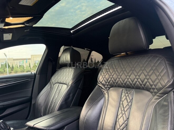 BMW 530 2018, 91,000 km - 2.0 л - Gəncə