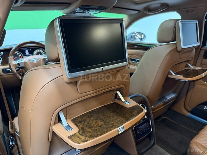 Bentley Flying Spur 2015, 52,300 km - 4.0 l - Bakı