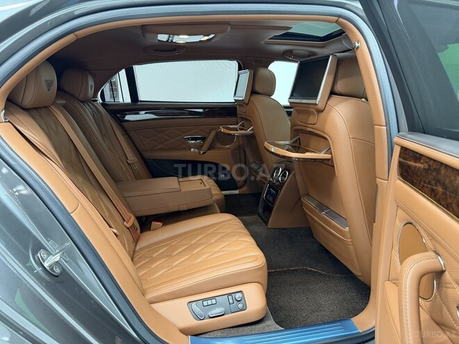 Bentley Flying Spur 2015, 52,300 km - 4.0 l - Bakı