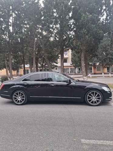 Mercedes S 350 2010, 185,316 km - 3.5 л - Sumqayıt