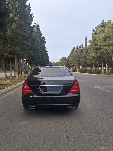 Mercedes S 350 2010, 185,316 km - 3.5 л - Sumqayıt
